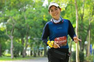 BIB: 025
                            <button type="button" onclick="openModal(5130862)" class="btn btn-primary btn-sm float-right btn-popup" data-toggle="modal" data-target=".modal-high-quality">
                        <i class="fas fa-shopping-cart"></i> Add to Cart
                    </button>
                                            <button type="button" onclick="isThisMe(5130862, true)" class="btn btn-success btn-sm float-right btn-popup btn-isme hidden" data-toggle="tooltip" data-placement="bottom" title="นี่คือรูปของคุณใช่ไหม คลิกที่นี่เพื่อเอาเข้าอัลบั้ม">
                        <i class="fas fa-plus"></i> Add to album
                    </button>
                    <button type="button" onclick="isThisMe(5130862, false)" class="btn btn-warning btn-sm float-right btn-popup btn-isnotme hidden">
                        <i class="fas fa-ban"></i> Remove from album
                    </button>